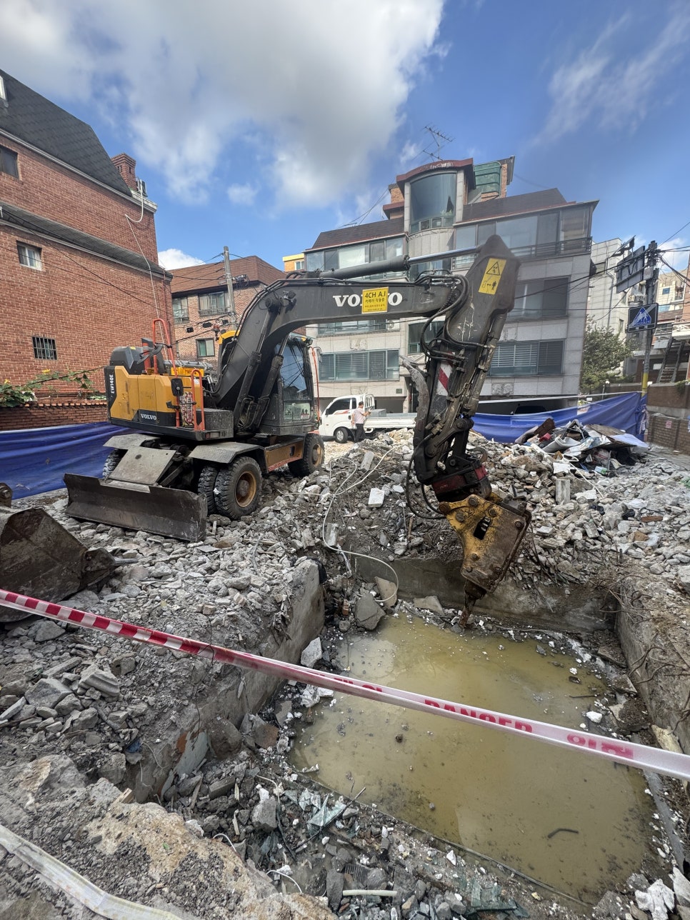 수도권 다세대 주택 건물 해체 및 멸실신고 전 철거 완료 현장 - (주)안전한철거